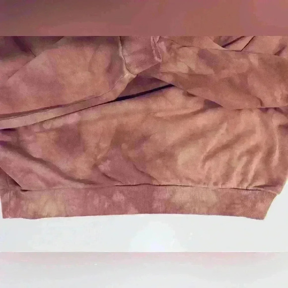 GAP Vintage Soft Cropped Hoodie in Pjnk Tie Dye, Women’s Size Small - Picture 8 of 11